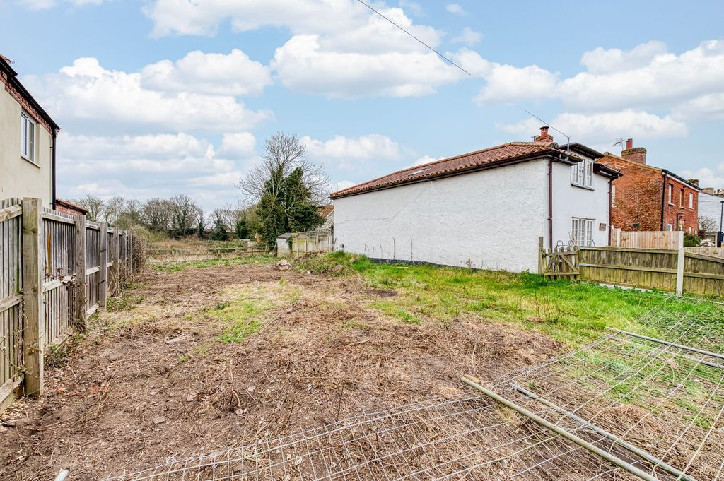 Property photo 2 of 4