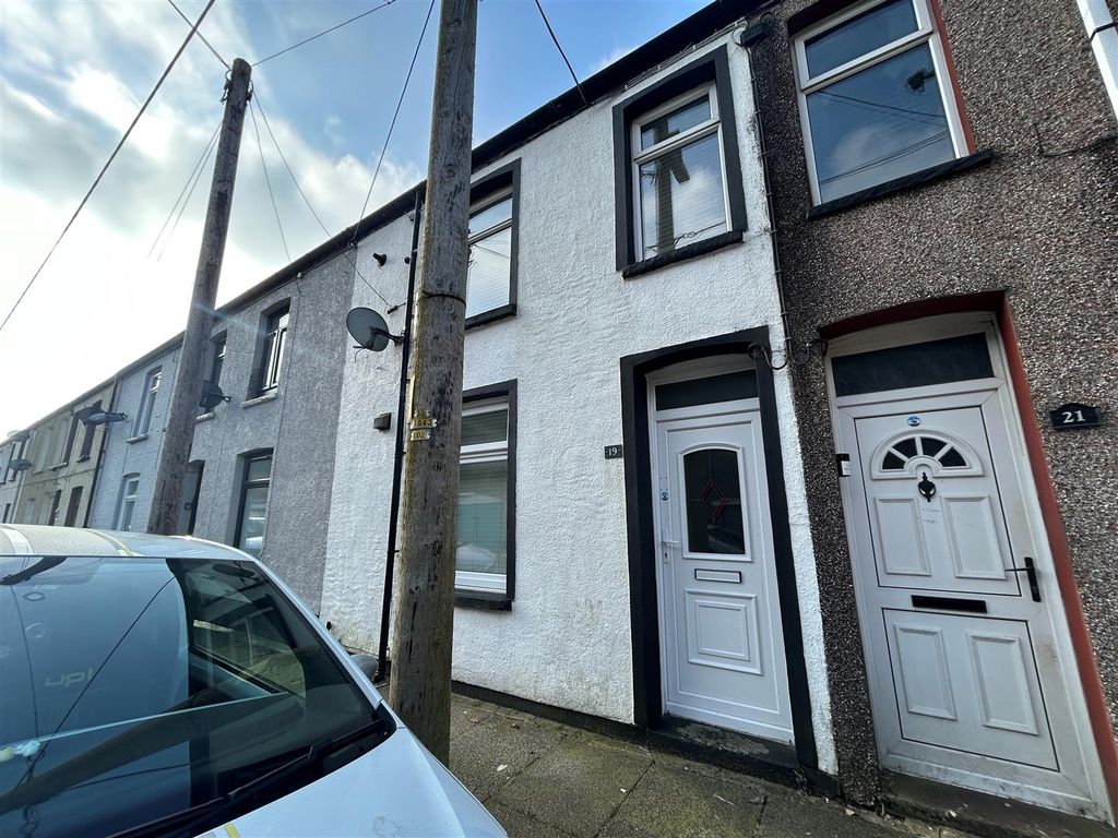 Property photo 2 of 21 22.Jpg