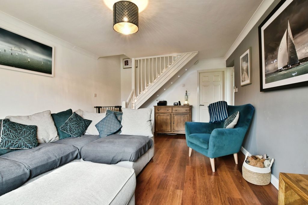 Property photo 2 of 21 Pbox-Img.Jpg