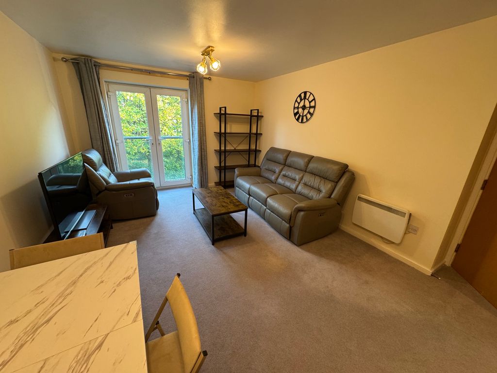 Property photo 2 of 13 Img_9415