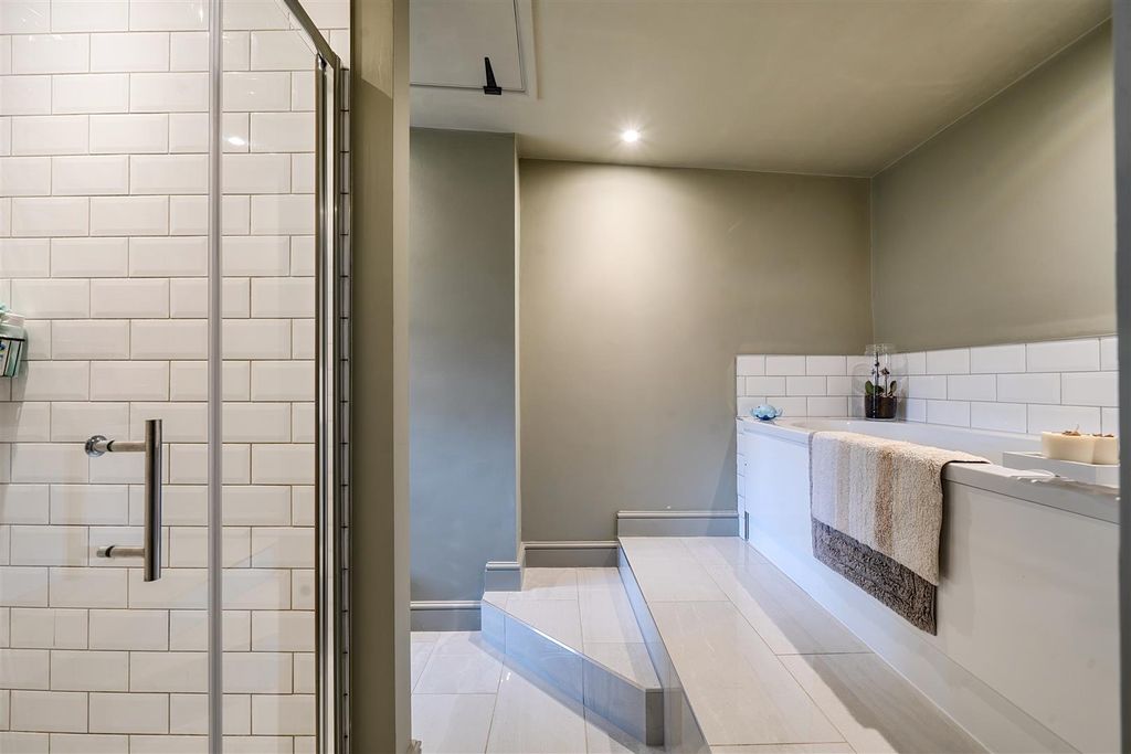 Property photo 2 of 15 1439630-5-69Dceb98c1529.Jpg