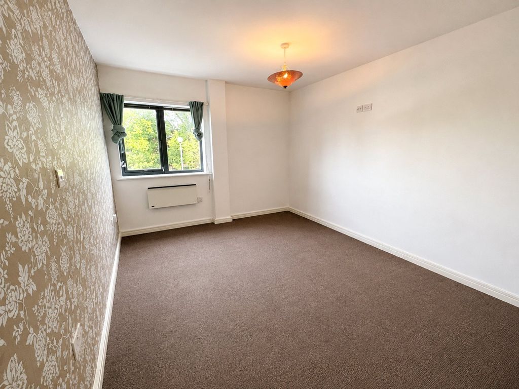 Property photo 2 of 7 Open Plan Living