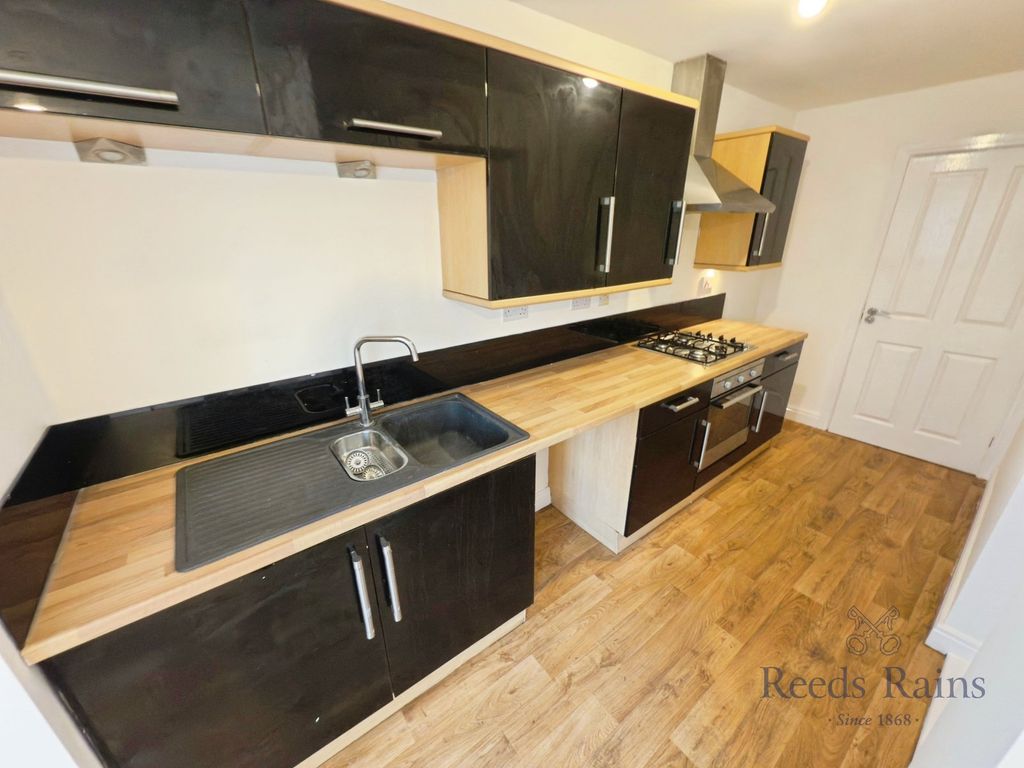 Property photo 3 of 22 Picture No. 07