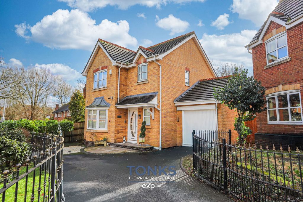 Property photo 1 of 19