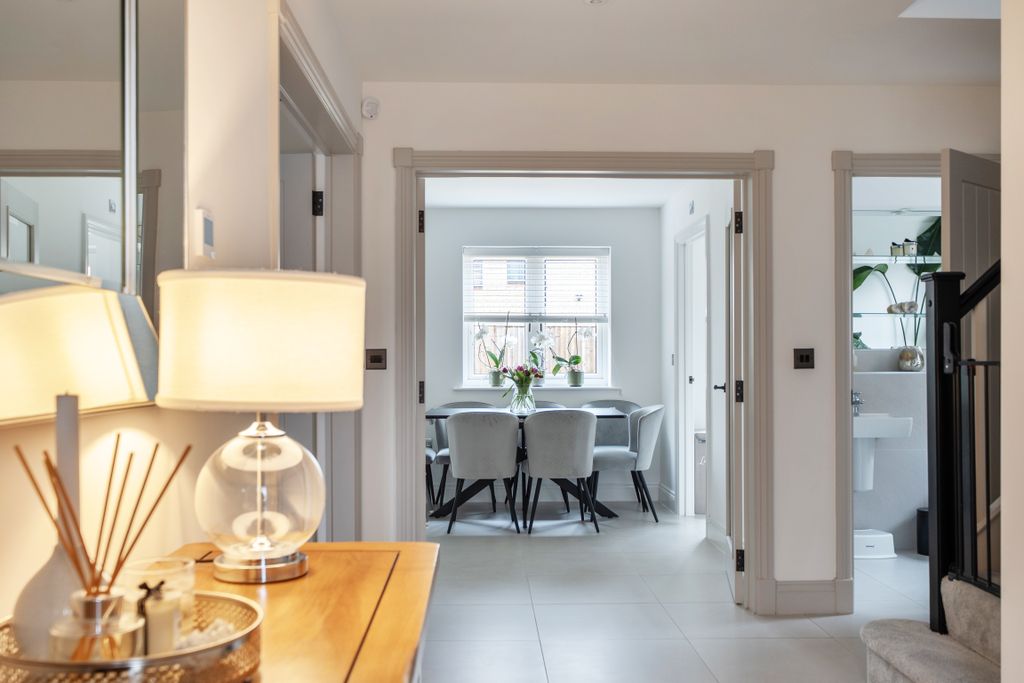 Property photo 3 of 22 1411055156997392Fe976A