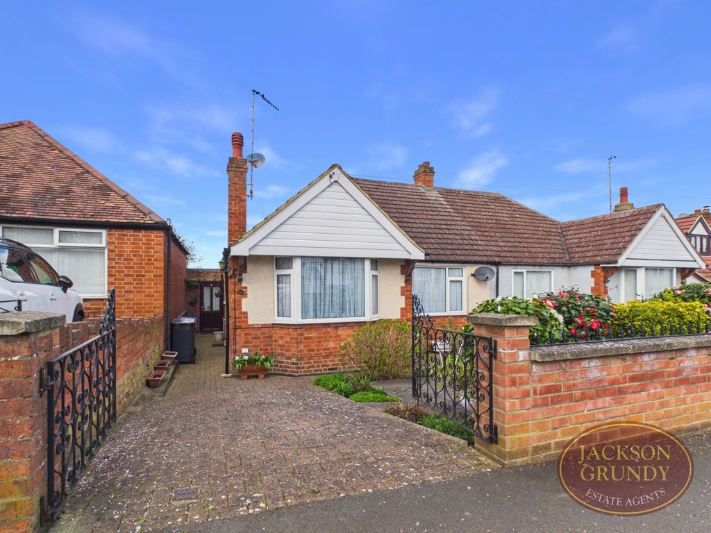 Property photo 1 of 16 Delamere Road