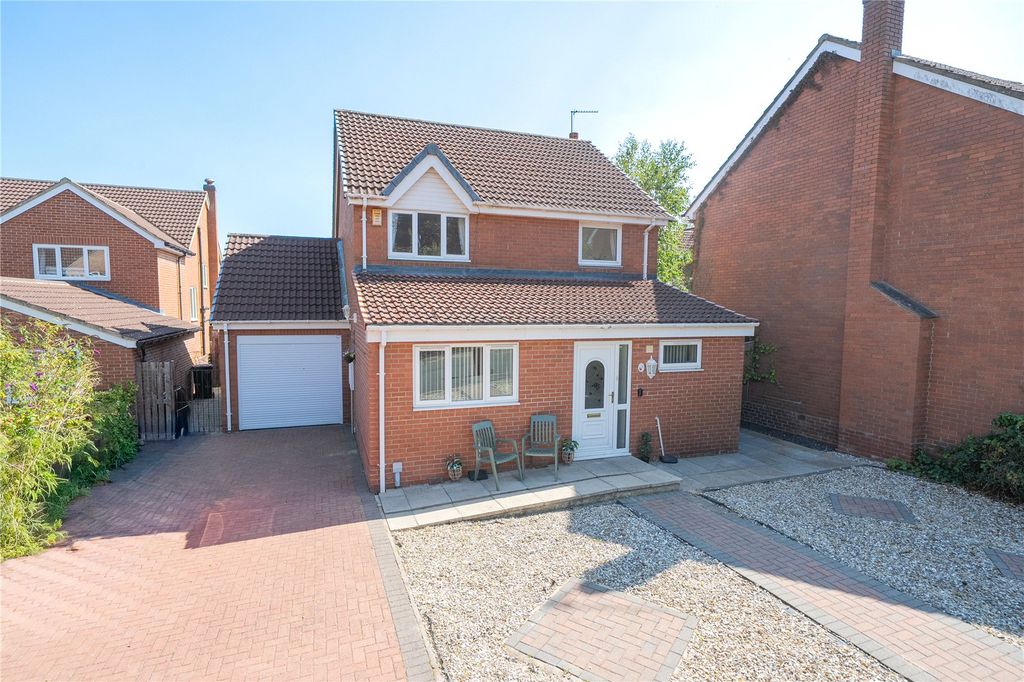 Property photo 1 of 24 Picture No. 02
