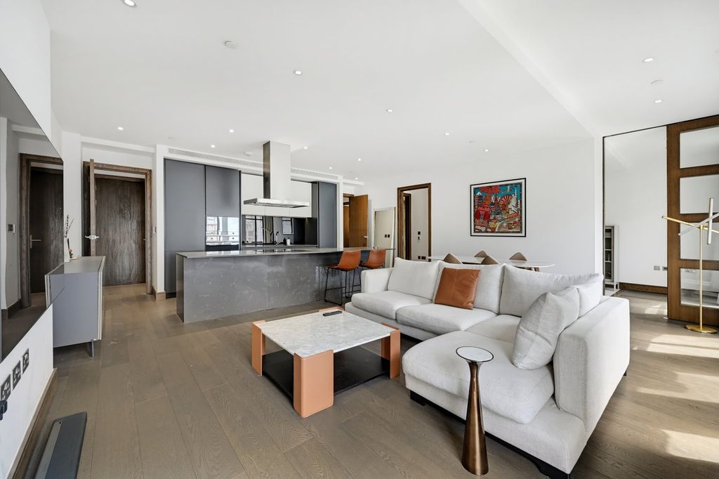 Property photo 3 of 19 Reception Room
