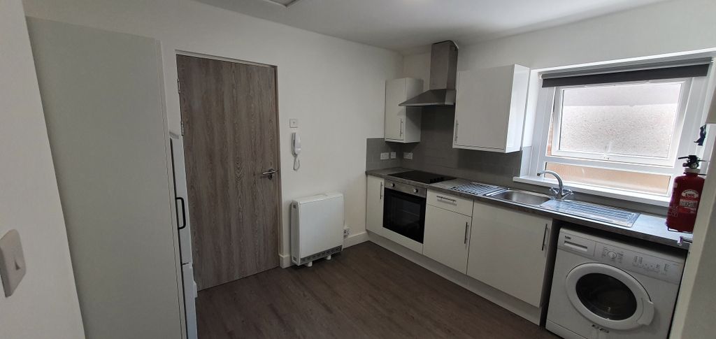 Property photo 2 of 4