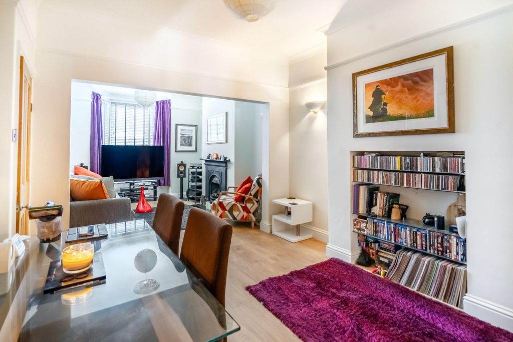Property photo 3 of 14 6Ns-3.Jpg