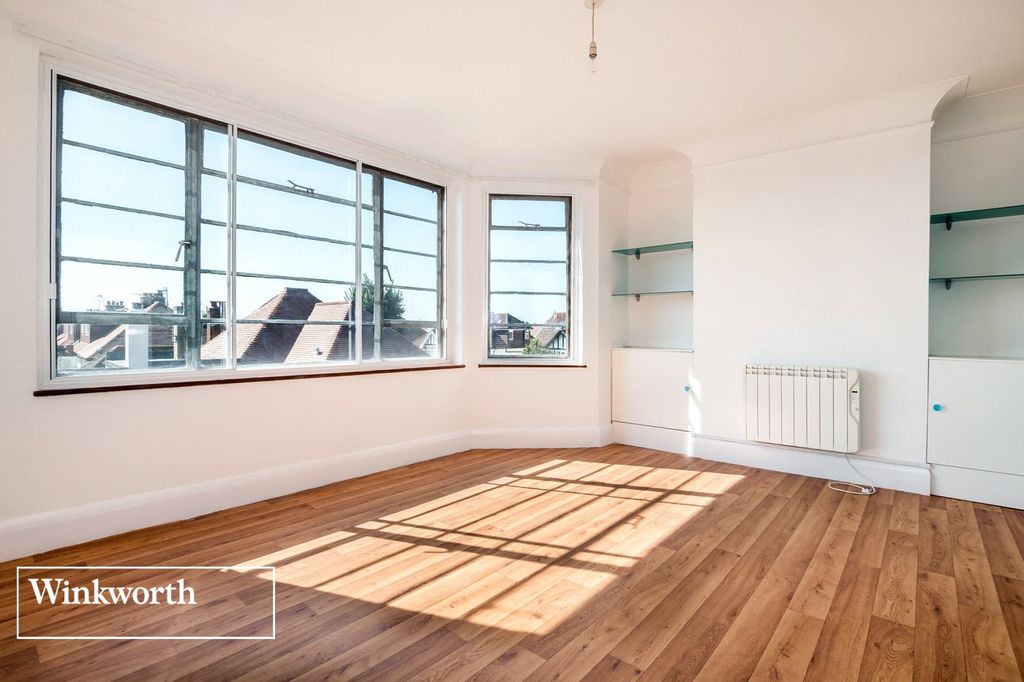 Property photo 2 of 13 Picture No. 10