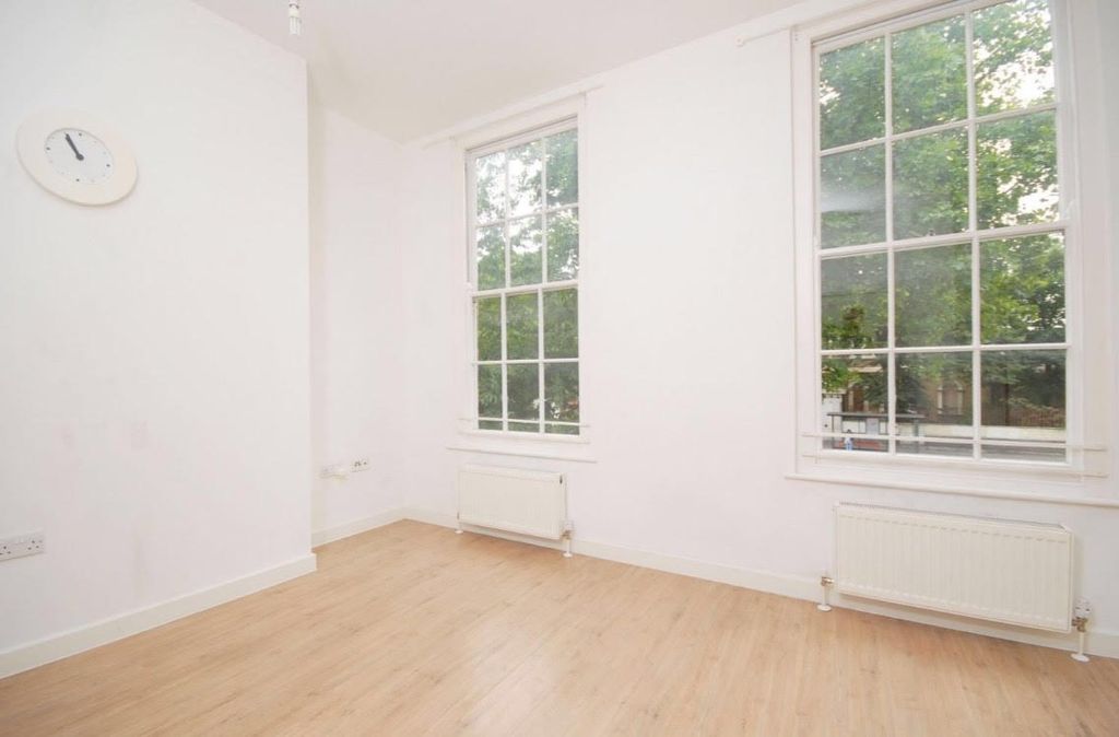 Property photo 2 of 11 Unnamed (1)