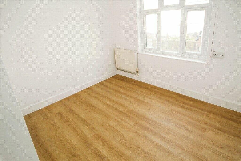 Property photo 2 of 6 66533_Crl240083_L_Im