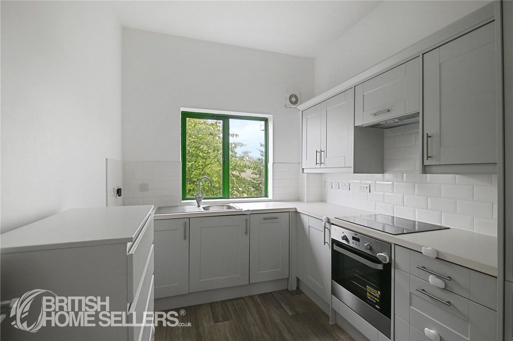 Property photo 2 of 13 Picture No. 07