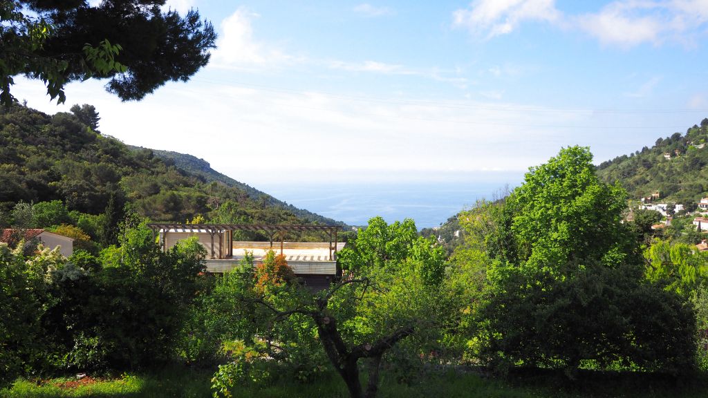 Property photo 1 of 29