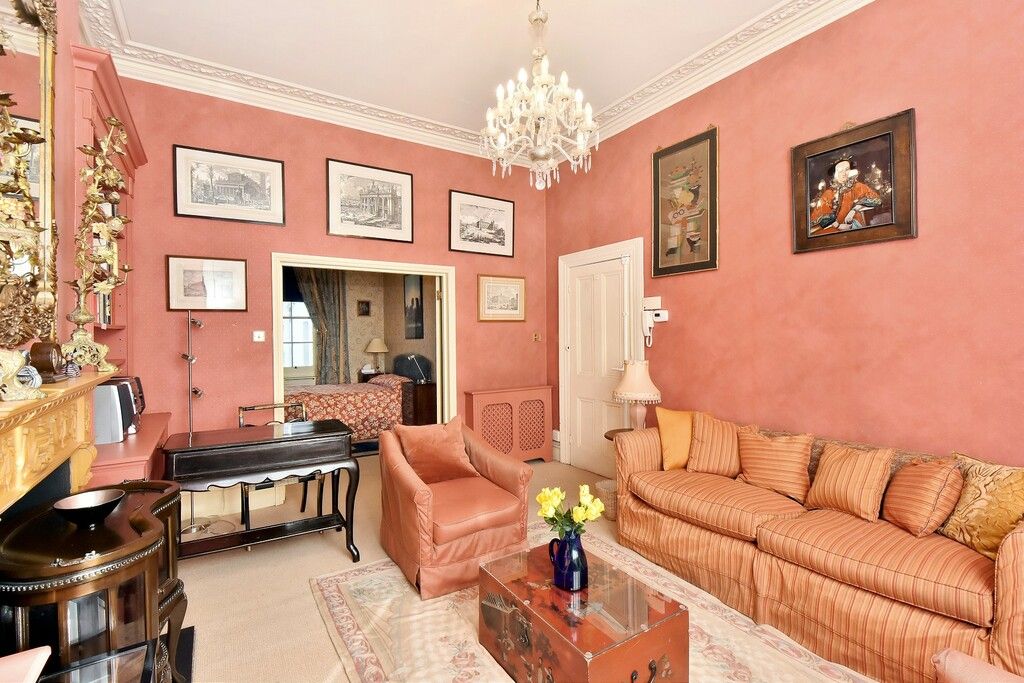 Property photo 3 of 8