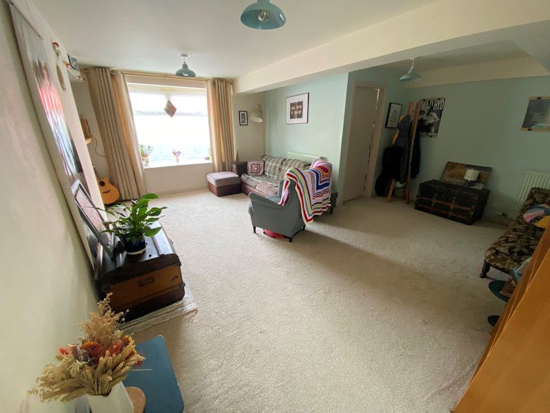 Property photo 3 of 29
