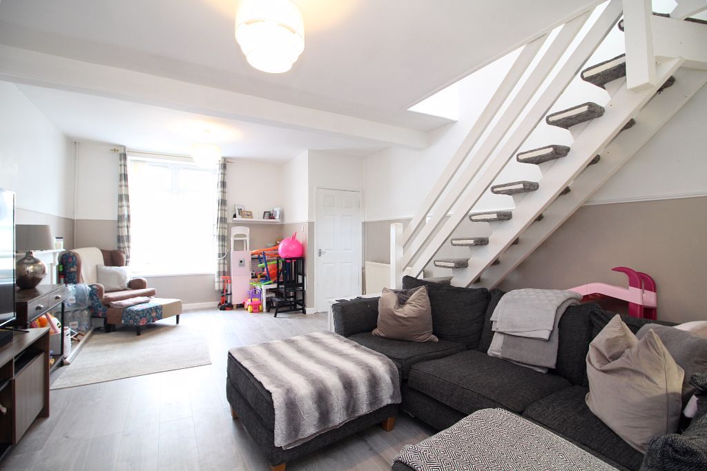 Property photo 3 of 10 Lounge/Diner