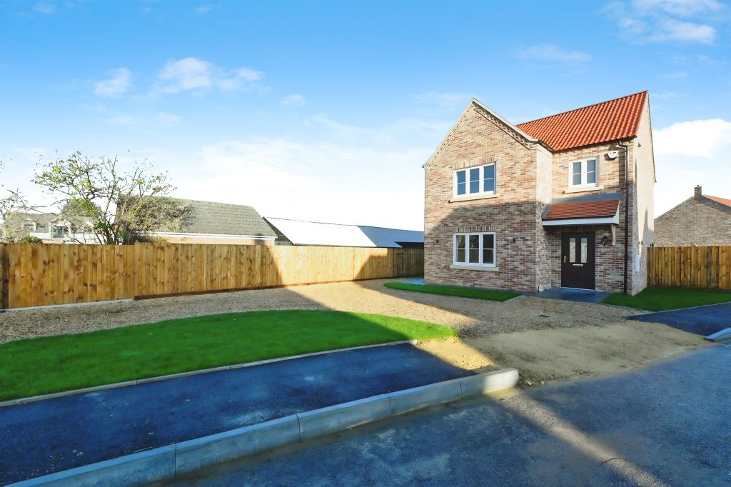 Property photo 1 of 28