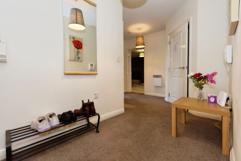 Property photo 3 of 15 Hallway