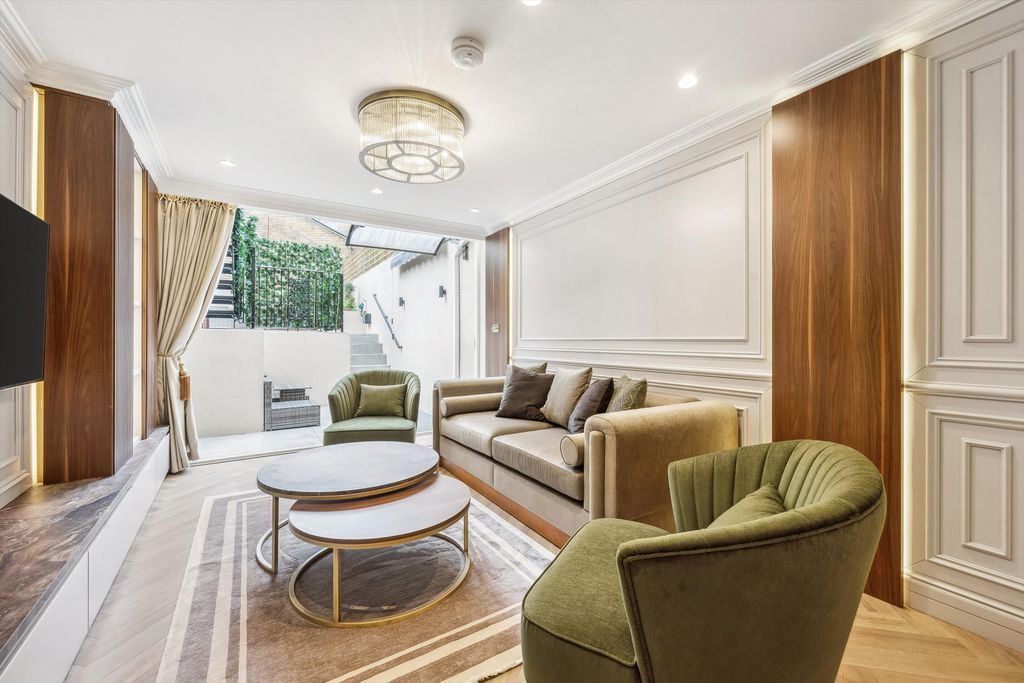 Property photo 1 of 16 Image