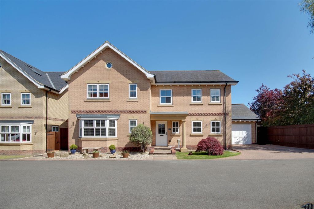 Property photo 1 of 31 Jameson Exterior-12.Jpg