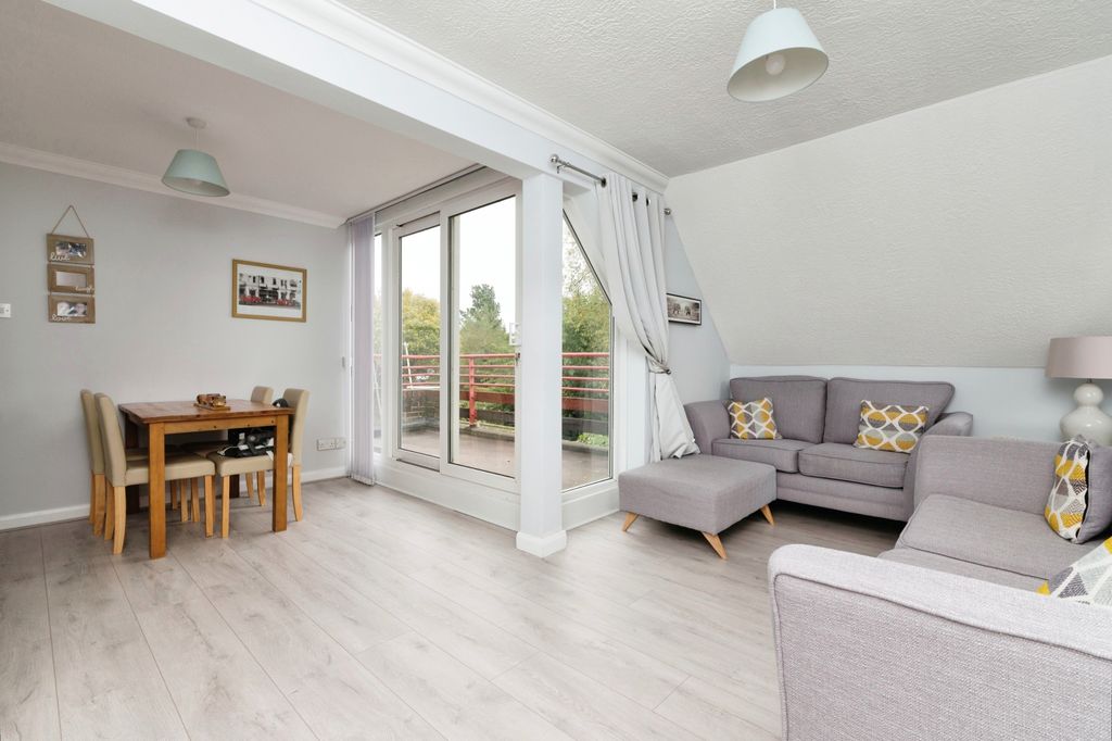 Property photo 3 of 11 Photography