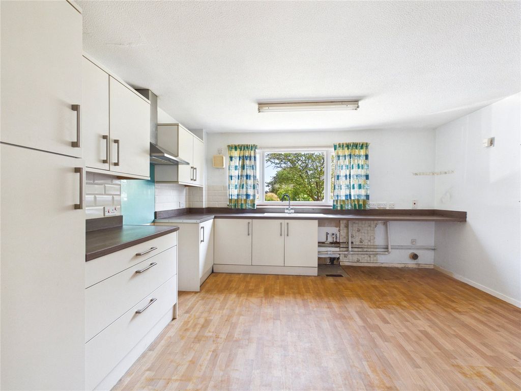 Property photo 2 of 12 Picture No. 09