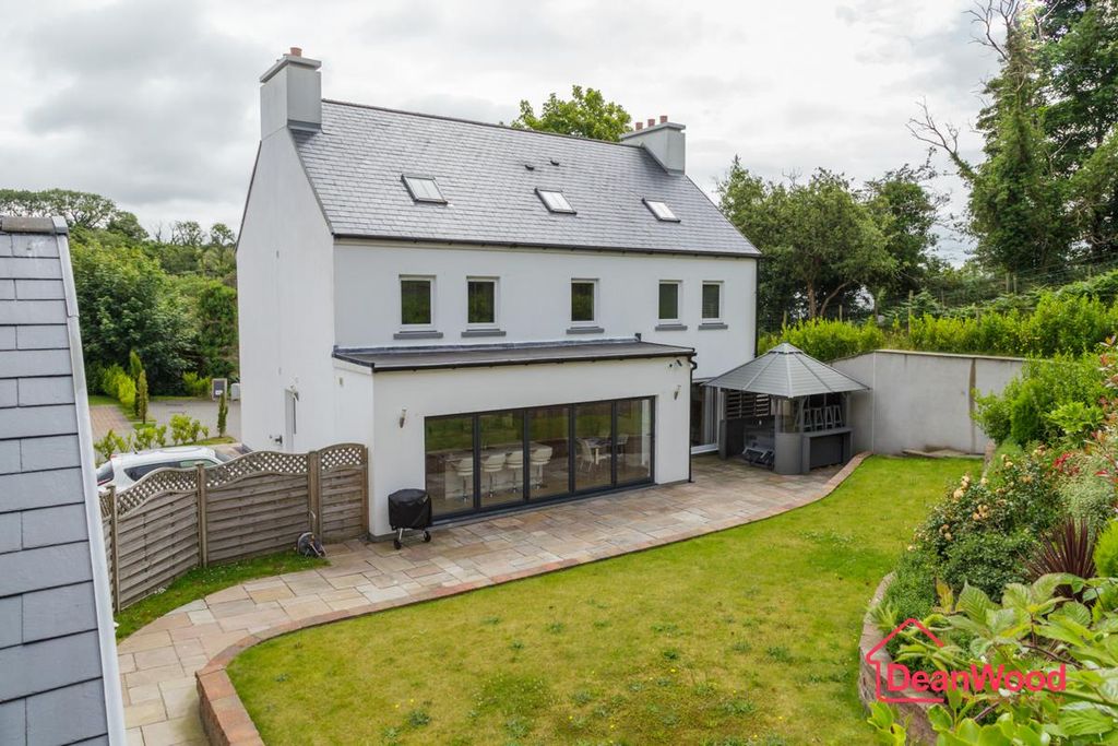 Property photo 2 of 34 2.Jpg
