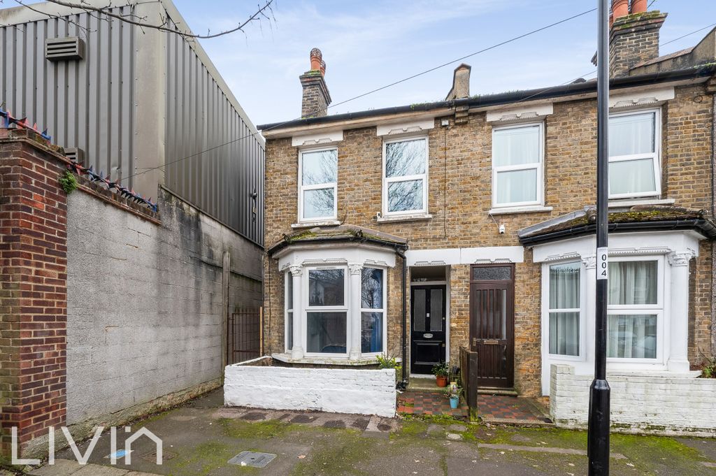 Property photo 1 of 10 Photo 1