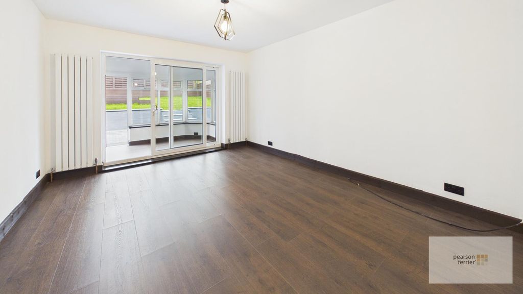 Property photo 2 of 16 Living Room