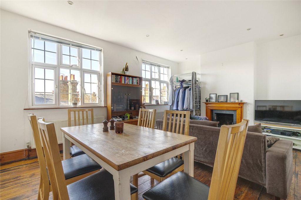 Property photo 1 of 13 Picture No. 04