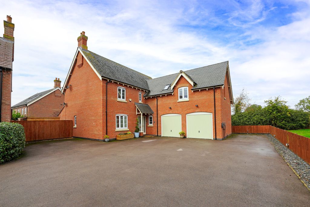 Property photo 1 of 36 Dsc03784 Copy