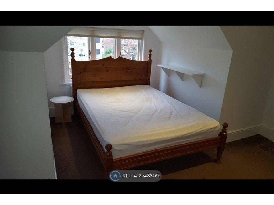 Property photo 2 of 7 Double Bed