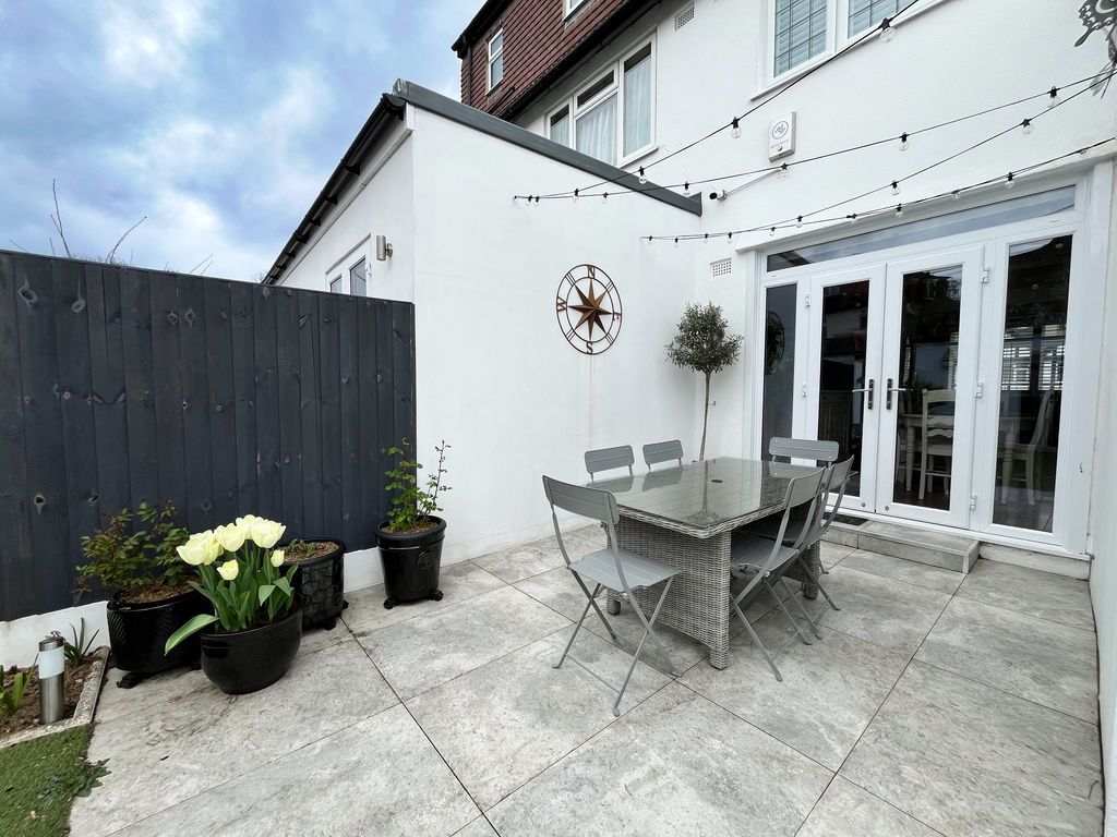 Additional image 22 of 5 bed semi-detached house for saleWest Close, Greenford UB6