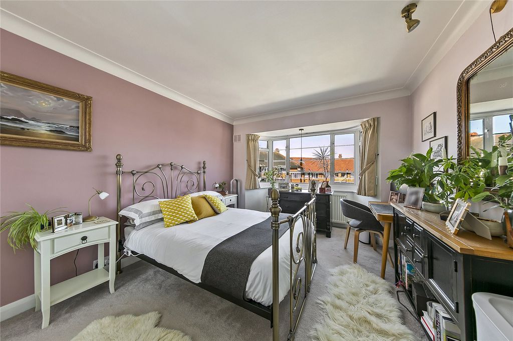Property photo 1 of 13 Picture No. 04