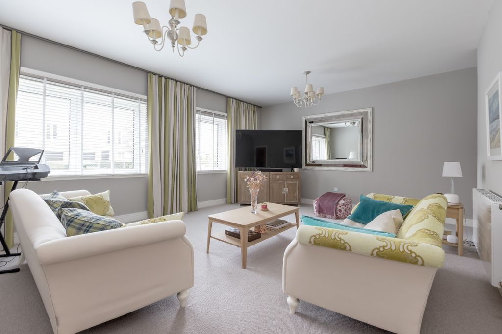 Property photo 2 of 23 Property Image 2