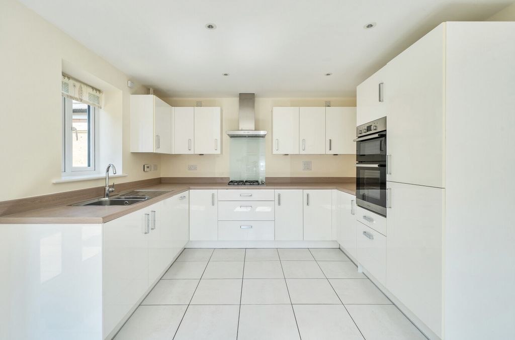 Property photo 2 of 13 1478458-20-6A3Eb0...