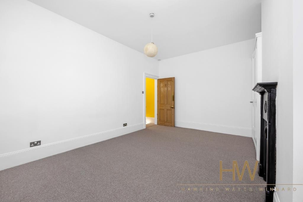 Property photo 3 of 14 Photo 3