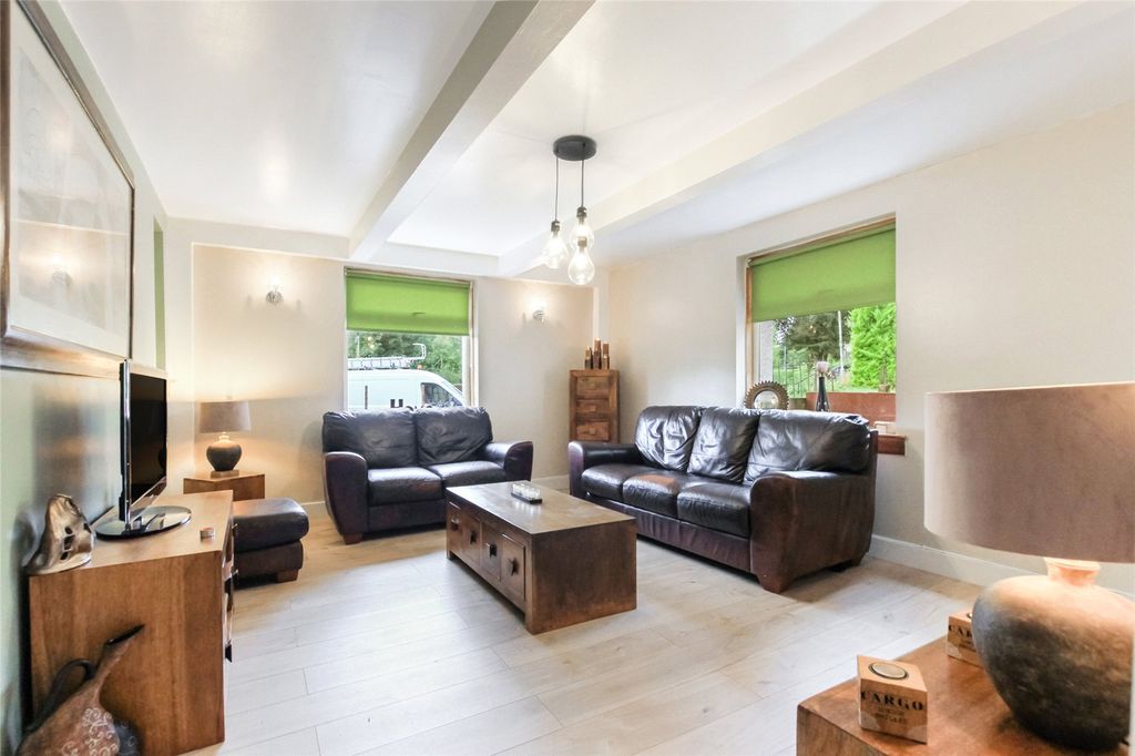 Property photo 2 of 14 Living Room