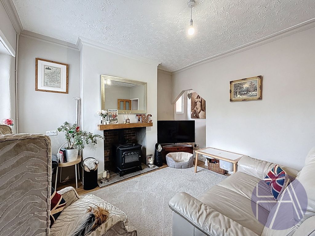 Property photo 2 of 17 4455572