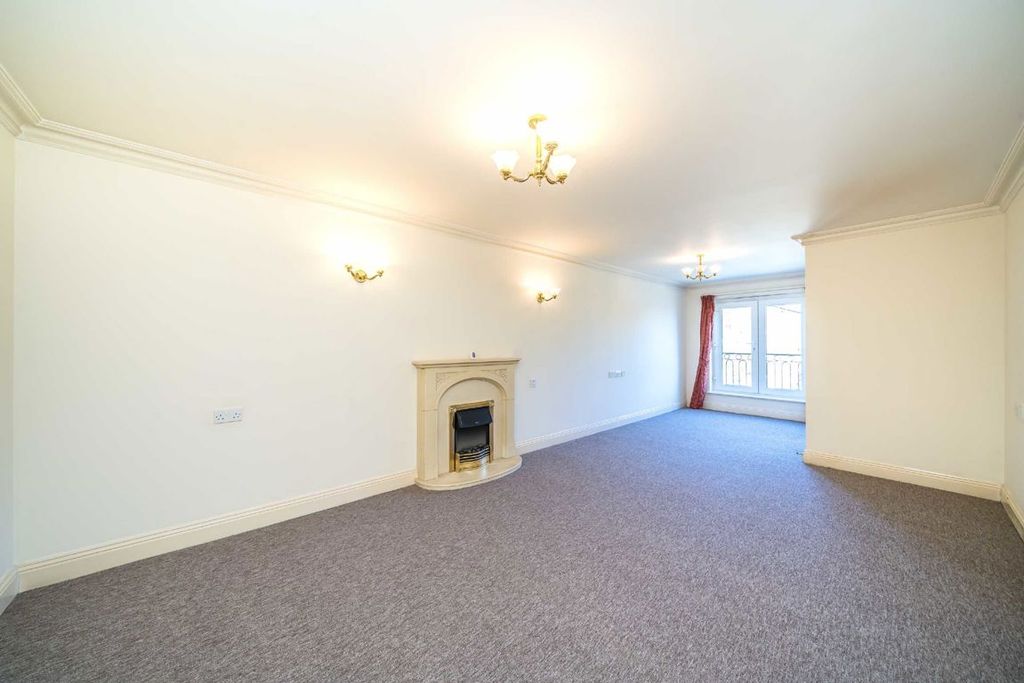 Property photo 2 of 4