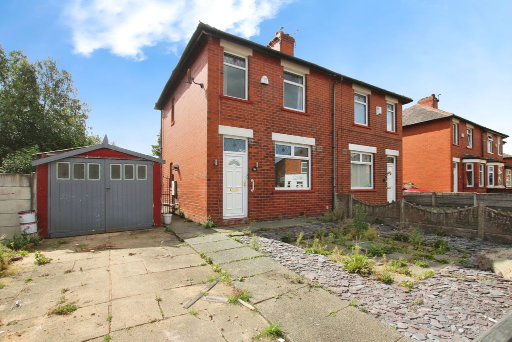 Property photo 1 of 12