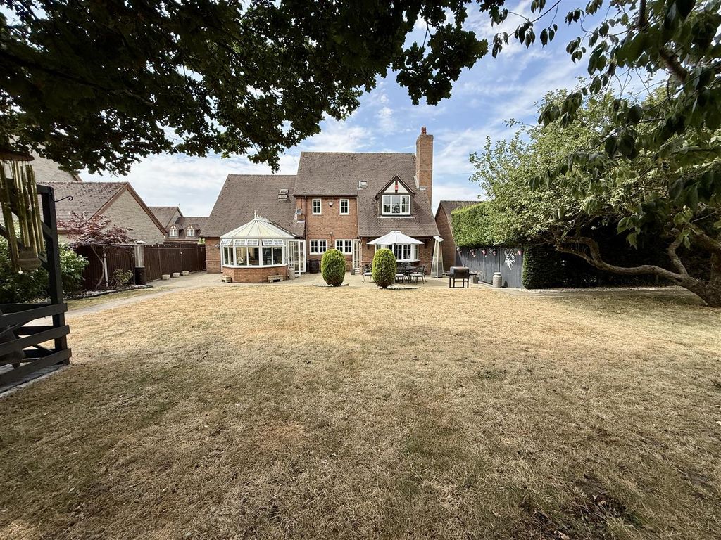 Property photo 1 of 15