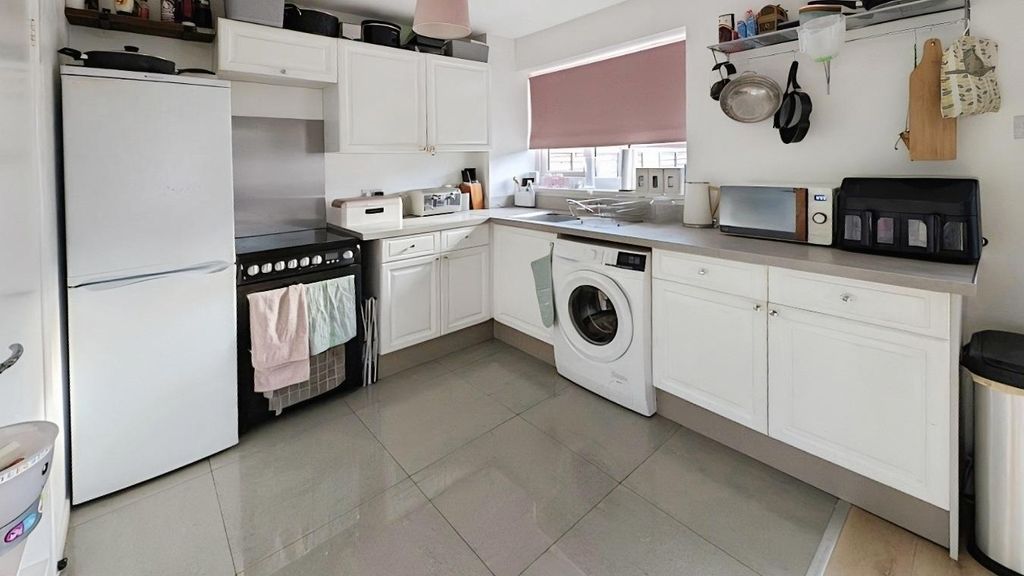 Property photo 3 of 15 Pbox-Img.Jpg