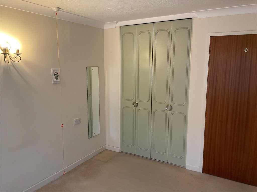 Property photo 2 of 27 Picture No. 03