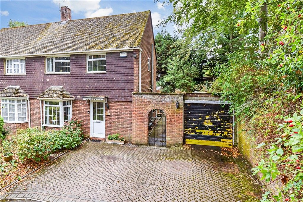 Property photo 2 of 10 External (Web)