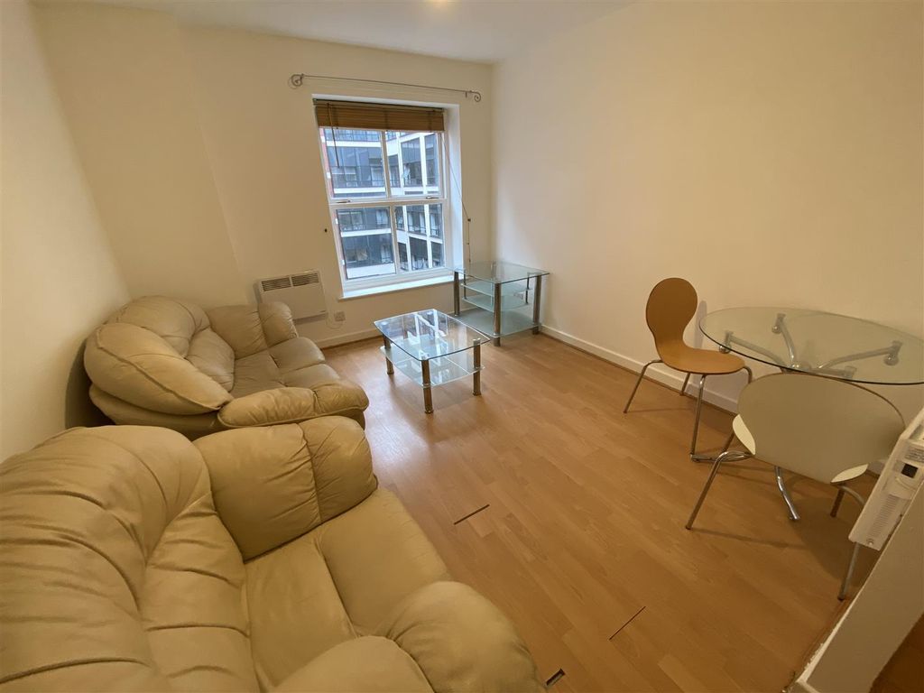 Property photo 2 of 9