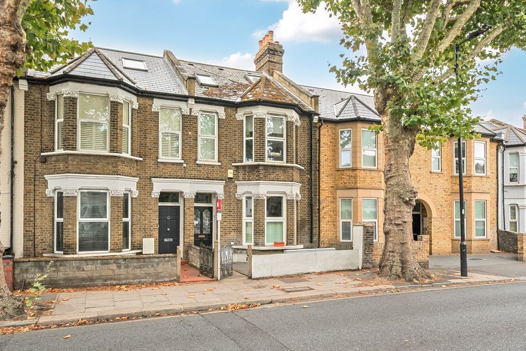 Property photo 1 of 17 Picture No. 01