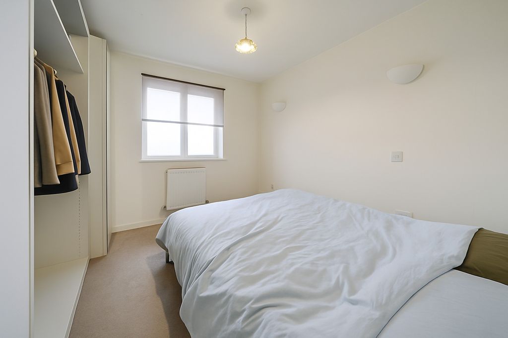 Property photo 3 of 4